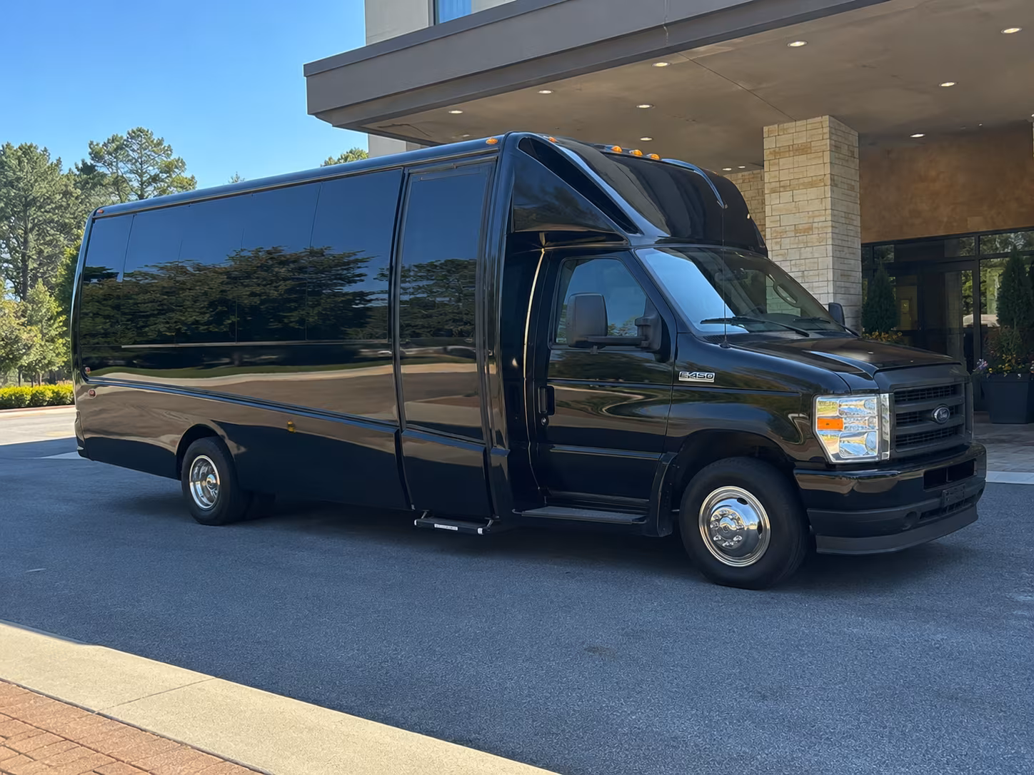 las colinas and galleria area prom venues are easy with a bus