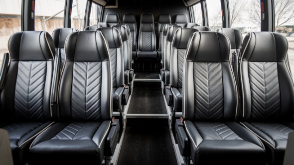 15 passenger minibus rental allen